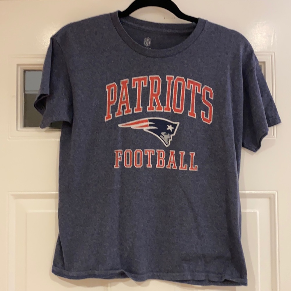 NHL Patriots T-shirt youth large